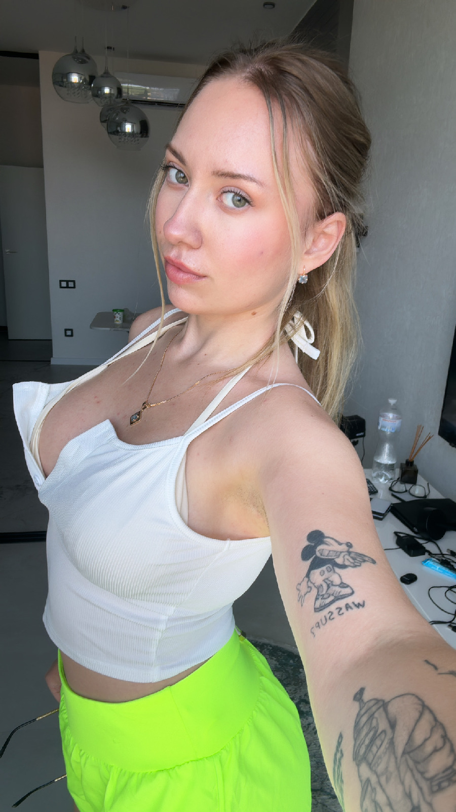 KateV in her underwear in Qidong